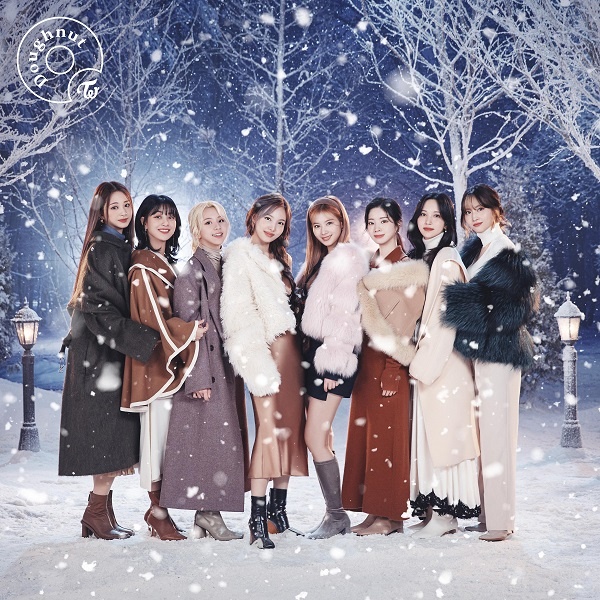 TWICE – Doughnut cover